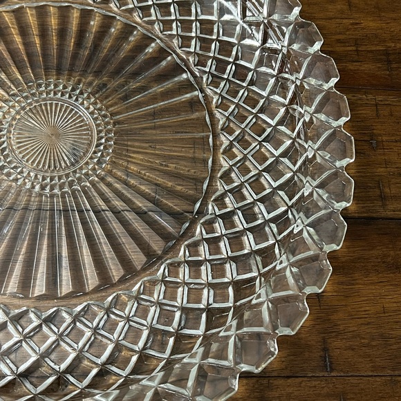 Anchor Hocking Waterford Waffle Crystal Clear Round Glass 14” Platter - Picture 2 of 5